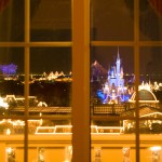 ディズニーランドホテルの夜景（画像引用元：楽天トラベル）